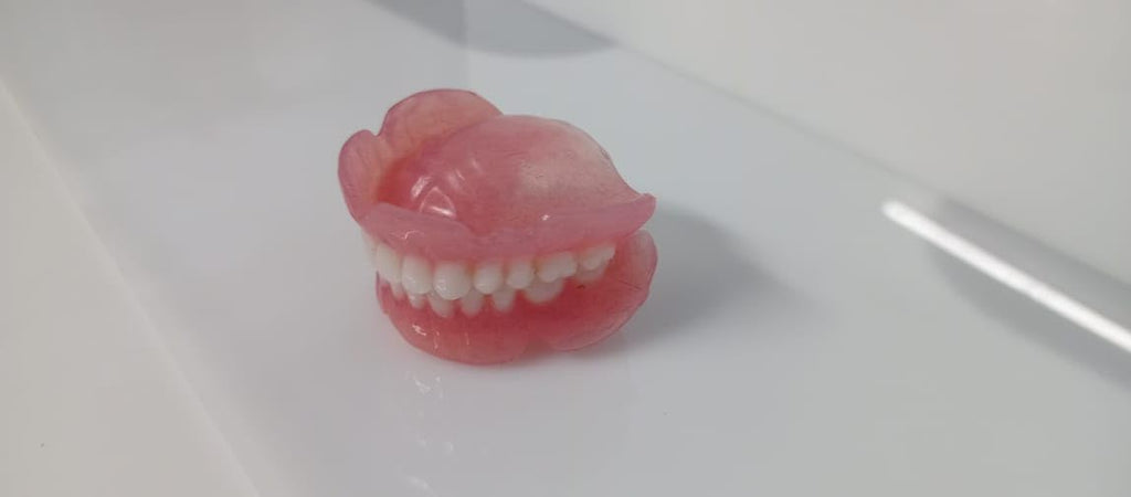 Full Set Upper & Lower Denture J675