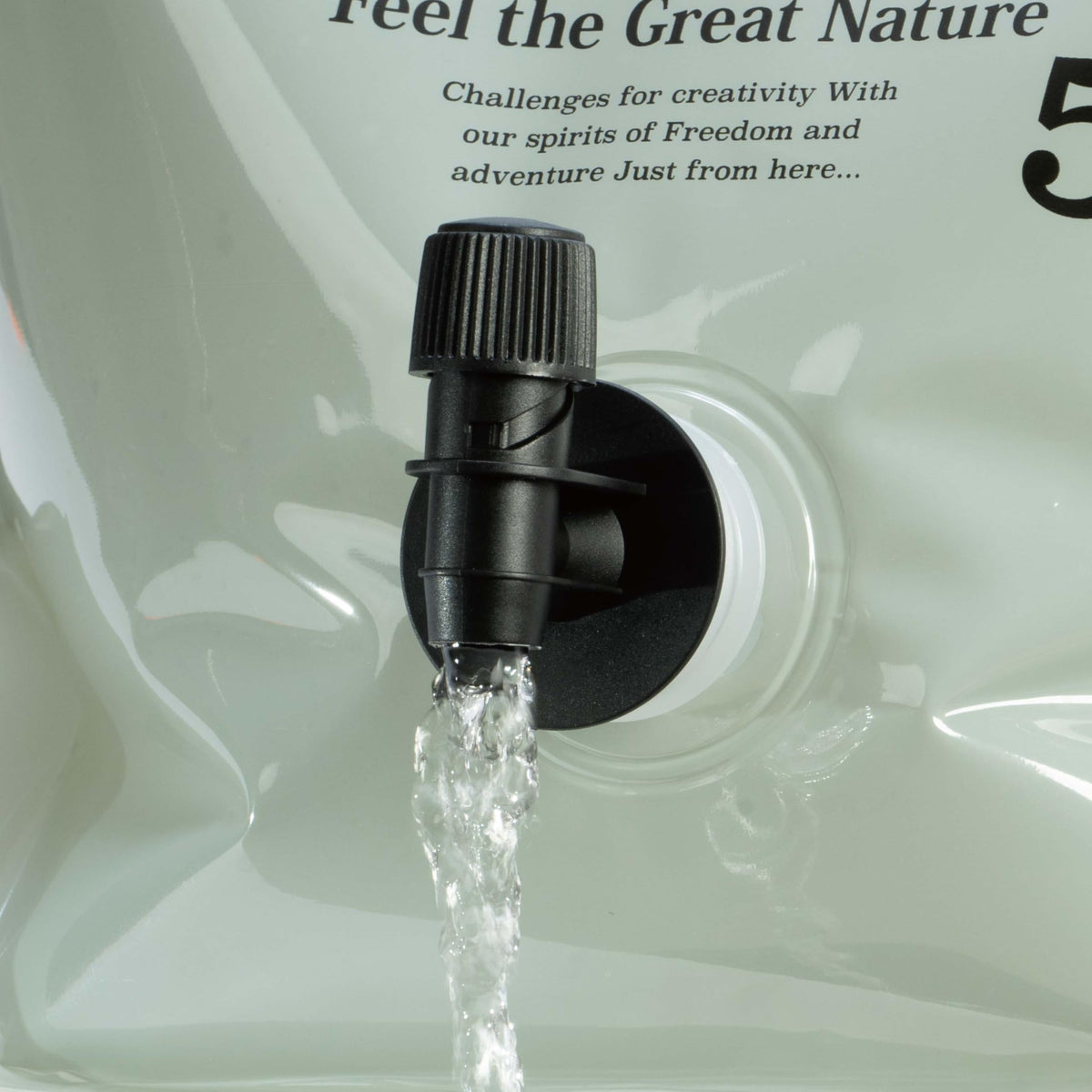 Plastic Water Tank with Faucet 1.3 gal E27925